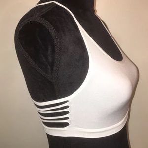 Zenana outfitters white one size bralette NWOT